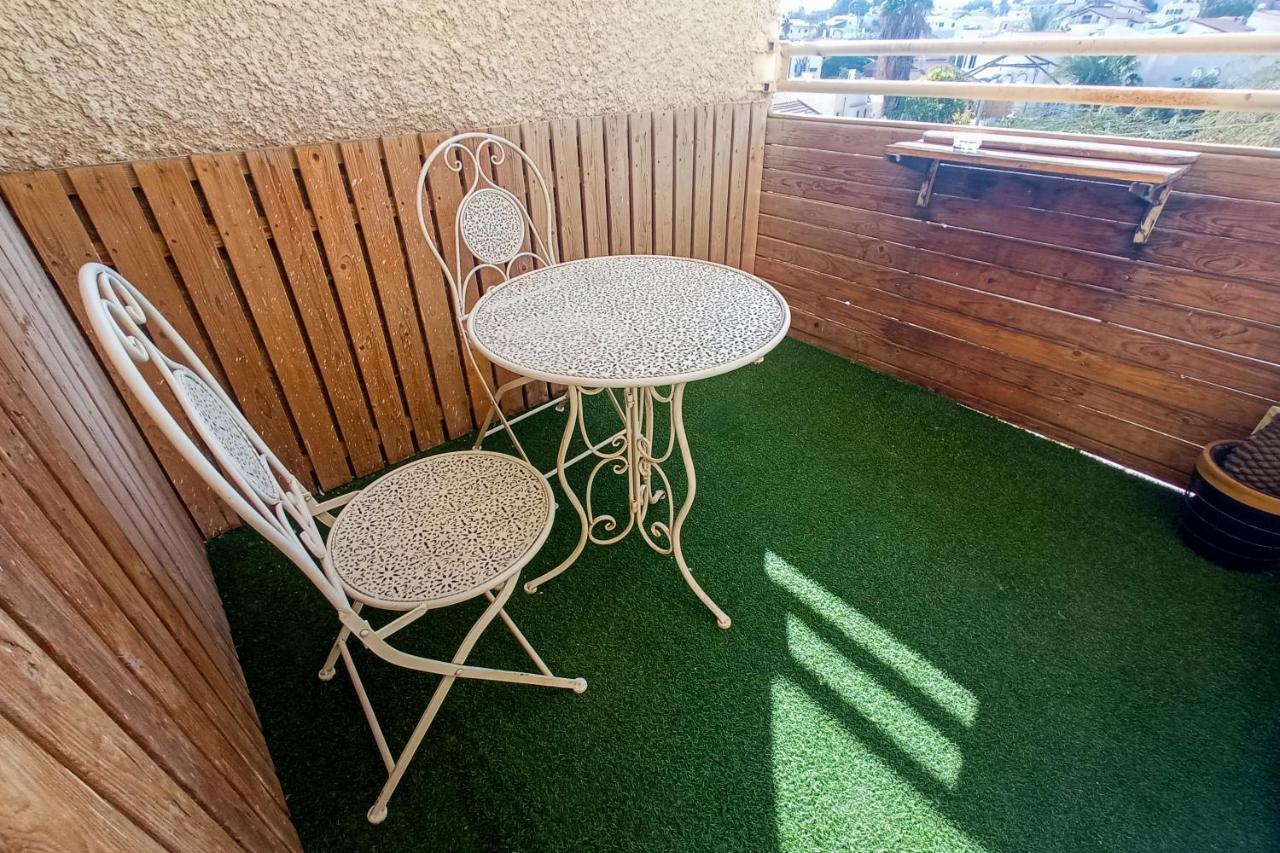 Yalarent Argaman 2br & Balcony Apt *
